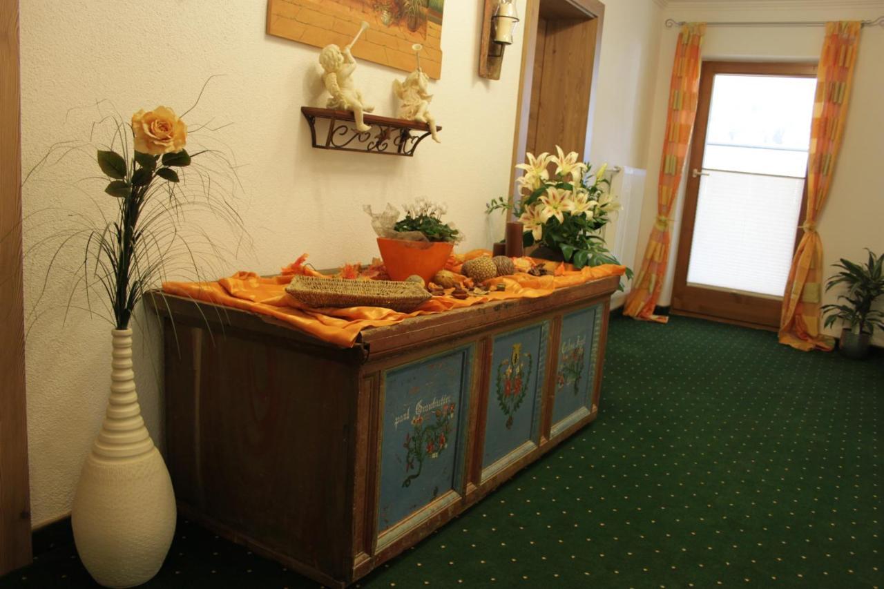 Birkenheim Widmann Hotel แลงเงนเฟลด์ ภายนอก รูปภาพ