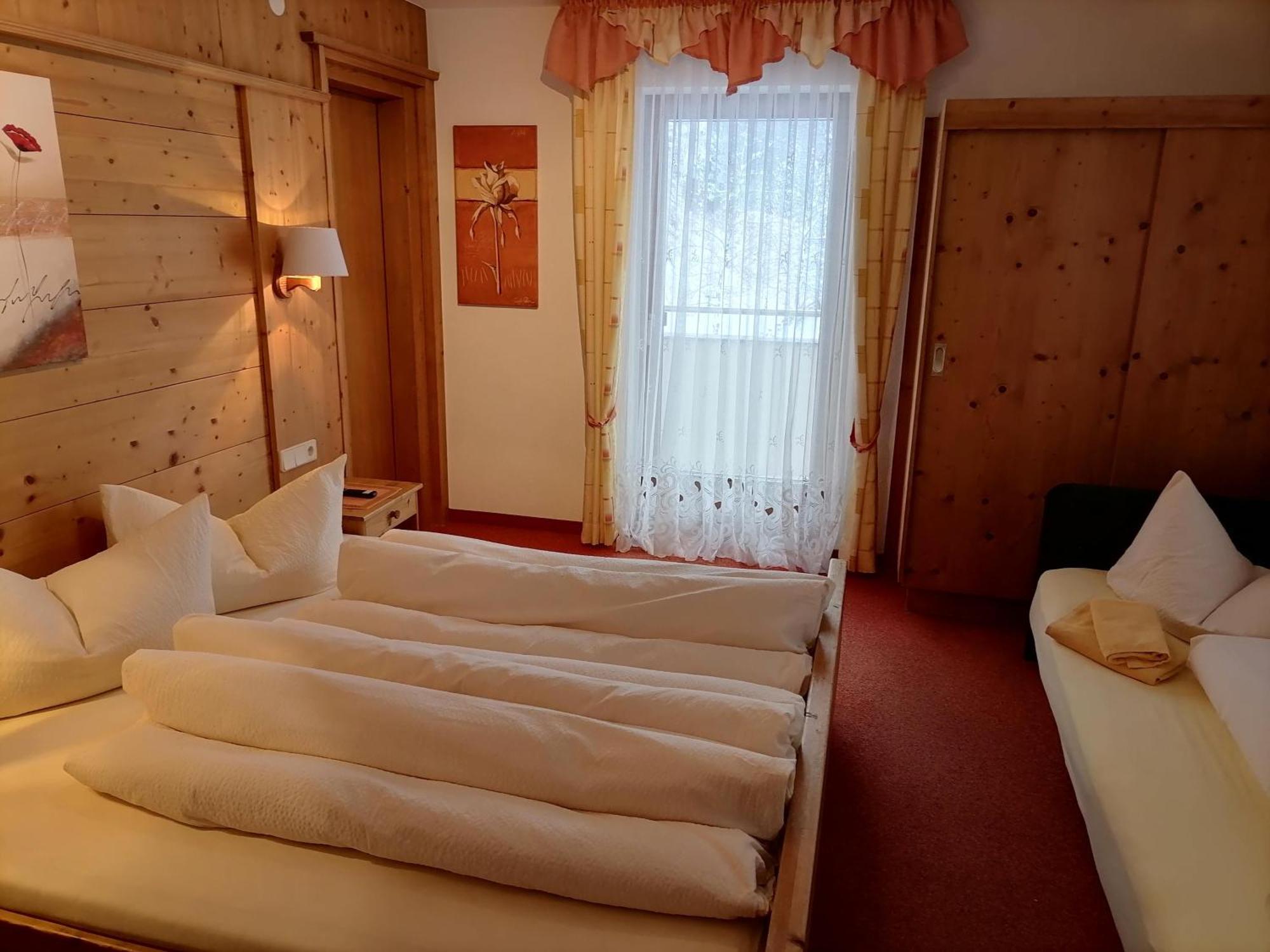 Birkenheim Widmann Hotel แลงเงนเฟลด์ ห้อง รูปภาพ