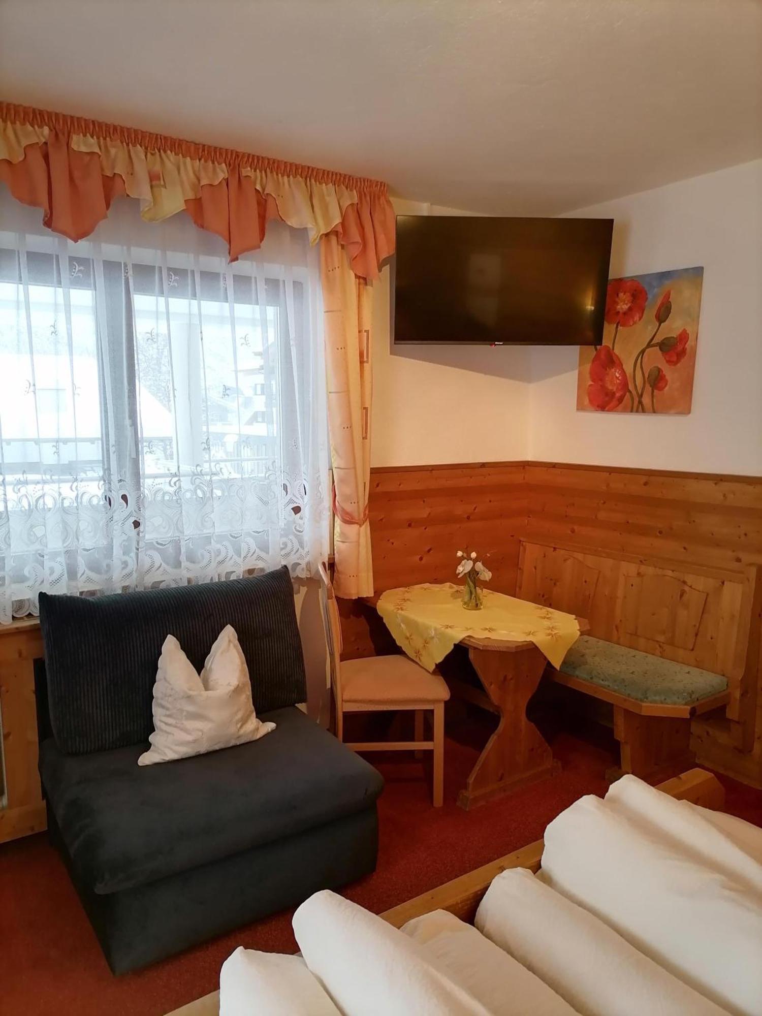 Birkenheim Widmann Hotel แลงเงนเฟลด์ ห้อง รูปภาพ